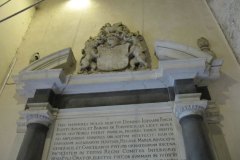 Sir-John-Finch-memorial-St-Martins-church-4628568402