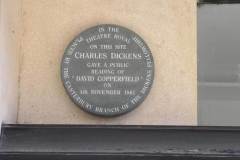 Charles-Dickens2