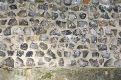 Knapped-and-coursed-flint2